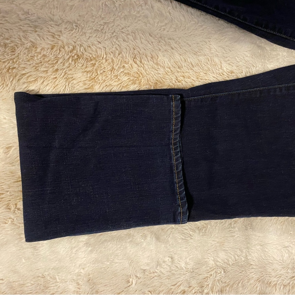 Chico’s So Slimming Classic Blue Jeans - Picture 2 of 11